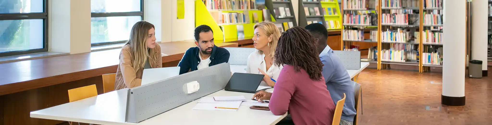 Osoby biorące udział w kursie języka angielskiego online dla Sprzedaży i Marketingu